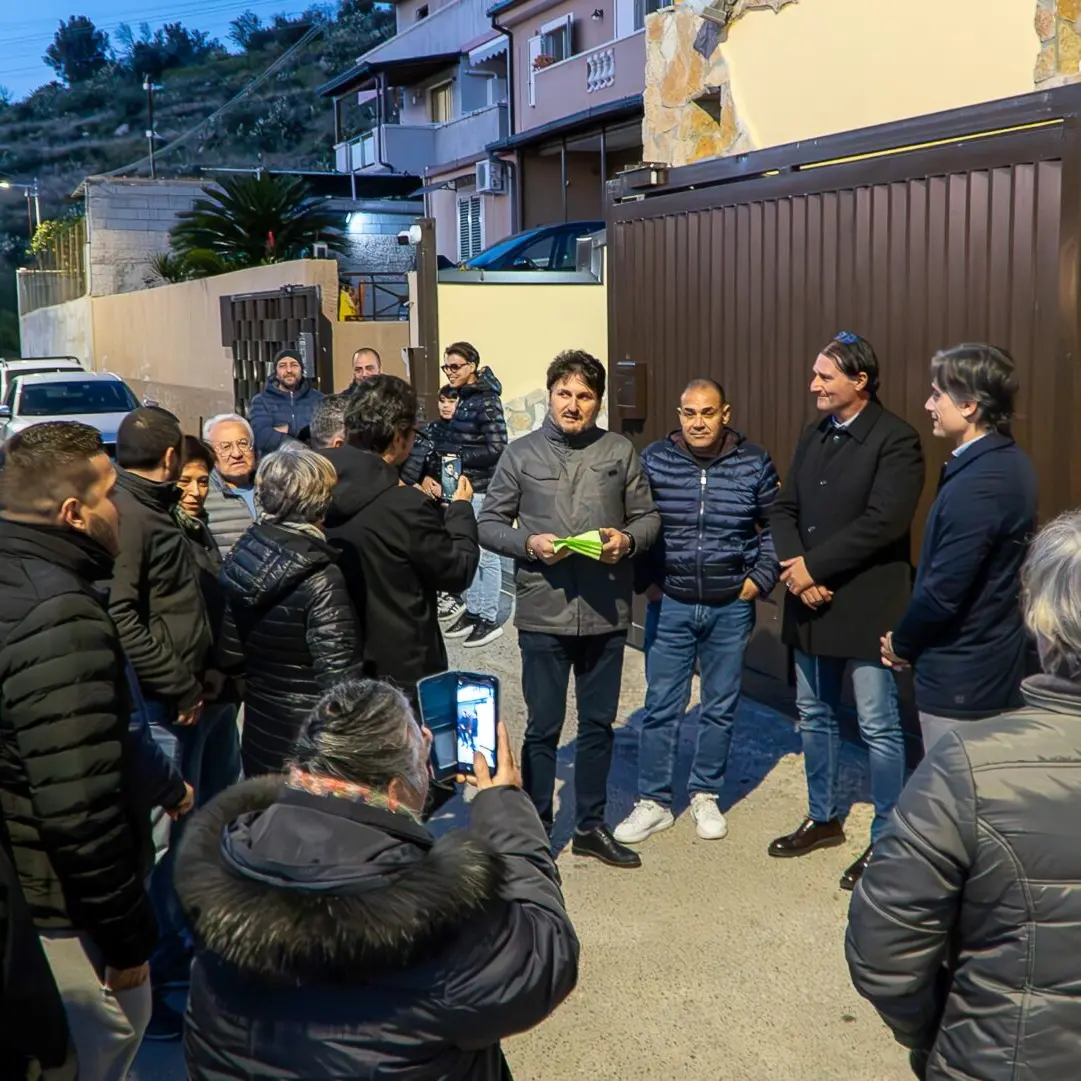 Reggio, accesa la nuova illuminazione pubblica in Contrada Violo – Saracinello