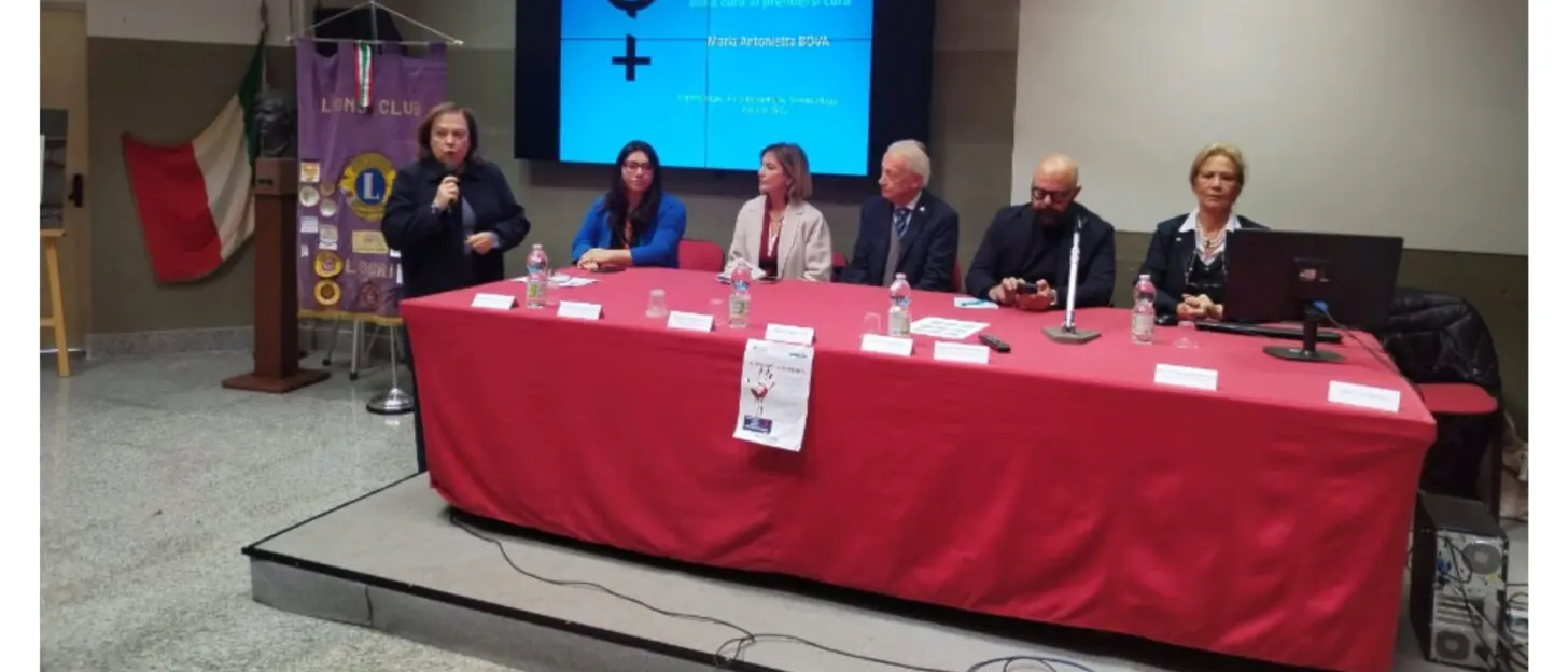 Al Polo liceale “Zaleuco – Oliveti – Panetta – Zanotti” il convegno “Fermiamo la violenza”