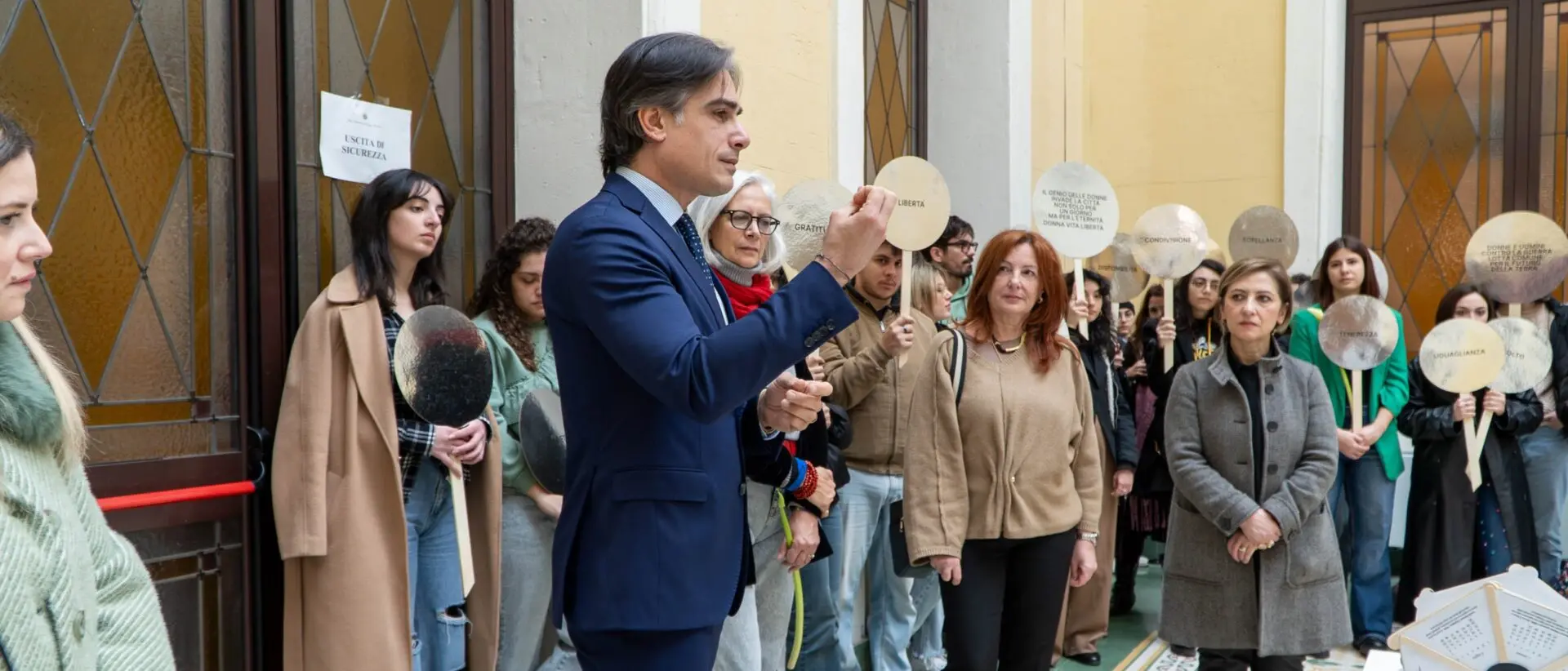 Reggio, a Palazzo Alvaro l'opening di Femminile Plurale