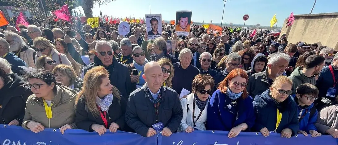 Memoria e impegno: Libera in piazza a Trapani per ricordare le vittime della mafia