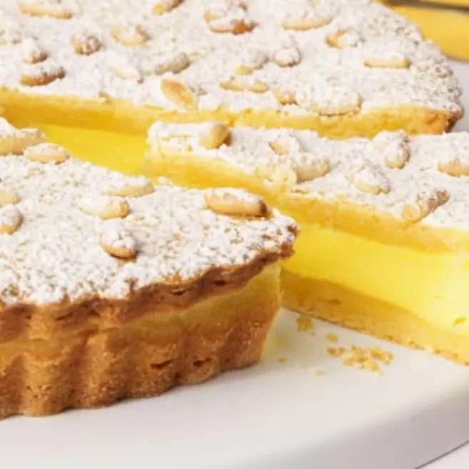 LA RICETTA DEL GIORNO | Torta della nonna: il dolce che conquista tutti