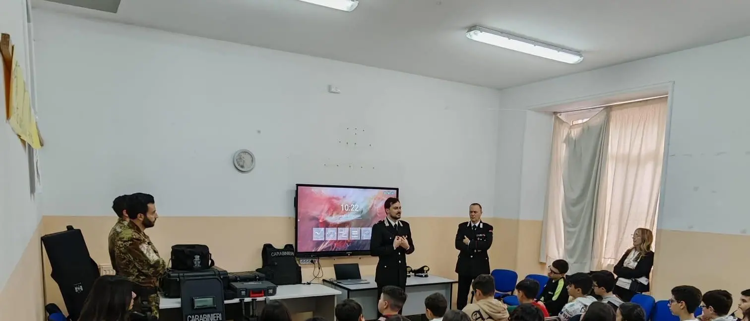 Molochio, proseguono gli incontri nelle scuole dei Carabinieri di Taurianova