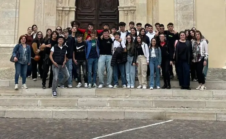 Gli allievi del liceo Zaleuco in uno dei borghi più belli d’Italia: Santa Severina