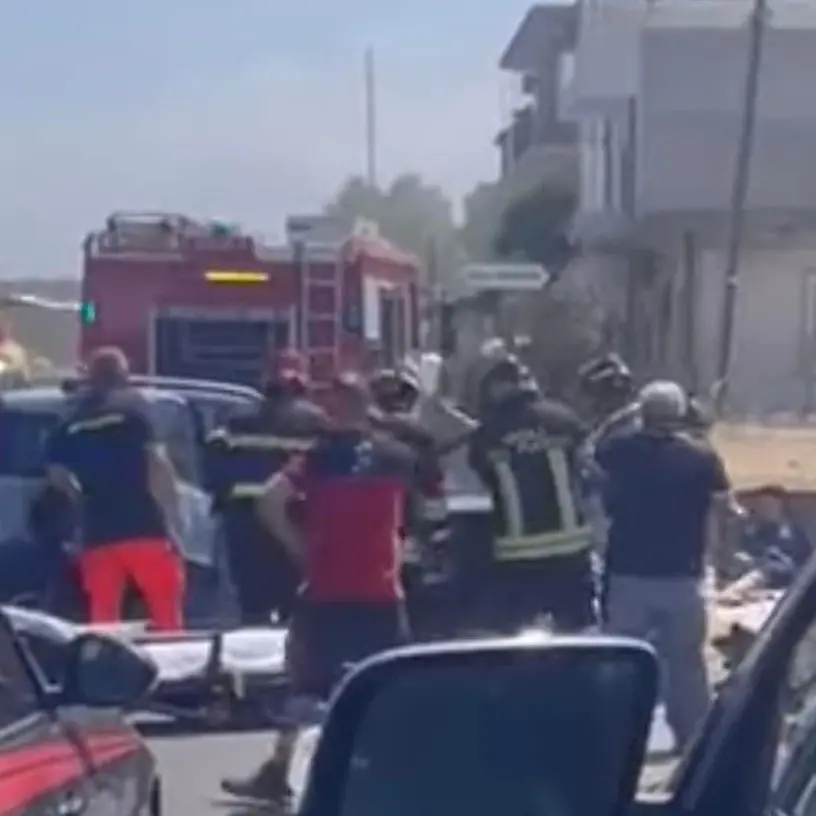 Locri, tragico bilancio dopo un impatto fatale sulla Statale 106: tre morti