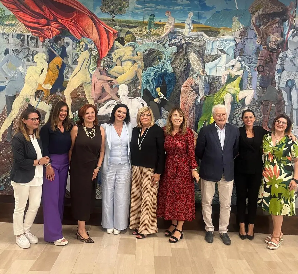 La Commissione Regionale Pari Opportunità incontra l'Associazione Grace per la presentazione di \"Scuole Aperte\"