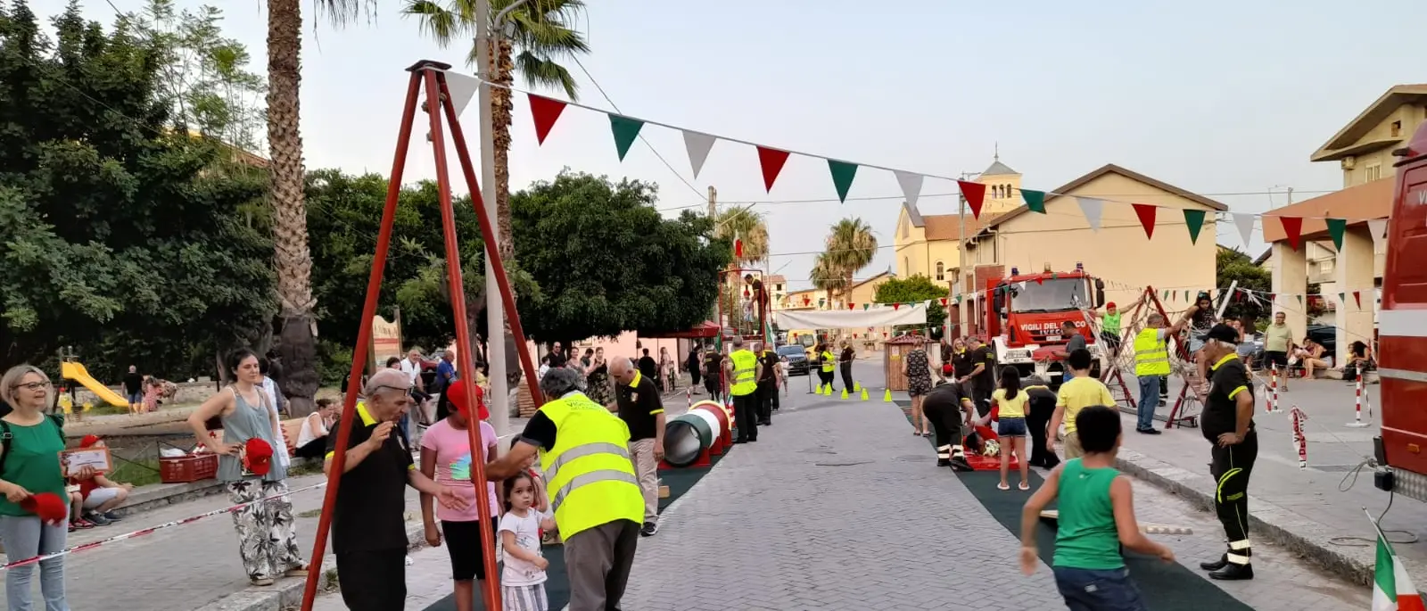 Condofuri, Pompieropoli incanta i bambini del comune grecanico