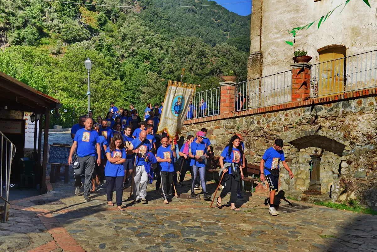 San Luca, la carovana “Misteri della Gioia di San Giorgio Morgeto\" a difesa del santuario di Polsi