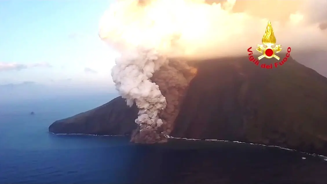 Emergenza Stromboli, allertata anche la Prefettura di Reggio Calabria