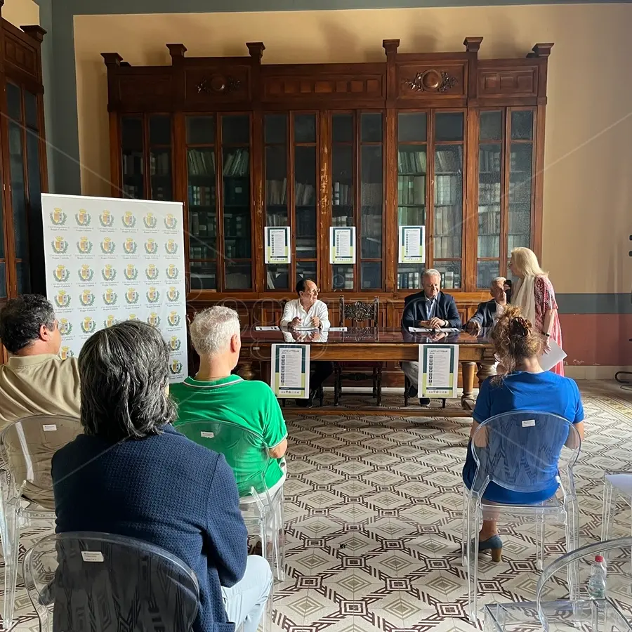 A Reggio al via l’estate culturale del Rhegium Julii con i Caffè letterari - VIDEO