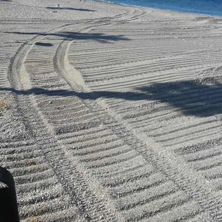 Lazzaro, la denuncia di Ancadic: «Intervento di spianamento della spiaggia non autorizzato»