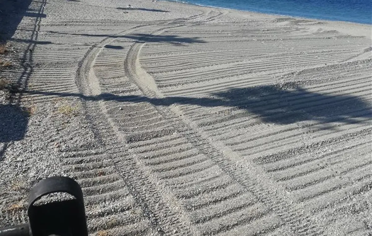 Lazzaro, la denuncia di Ancadic: «Intervento di spianamento della spiaggia non autorizzato»