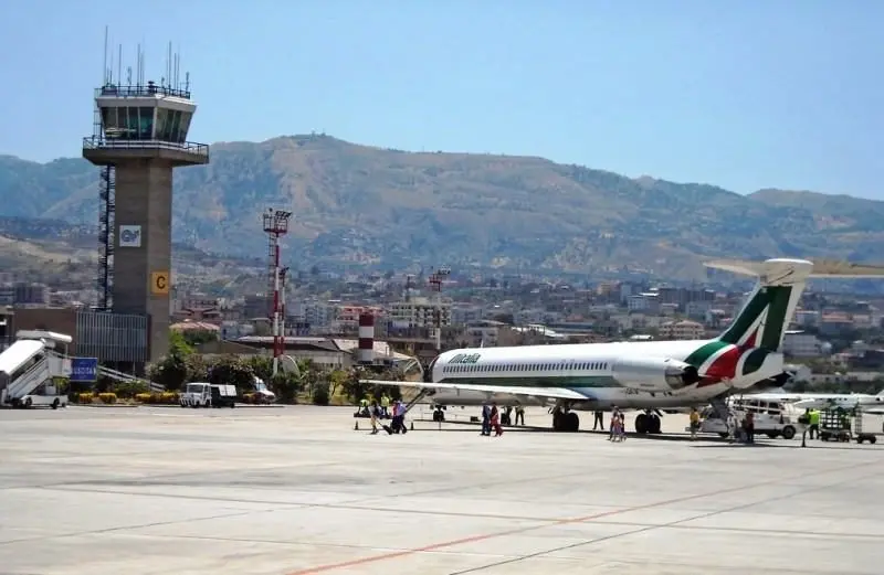 Aeroporto Reggio, solo 35 milioni di nuove risorse per il Tito Minniti - VIDEO