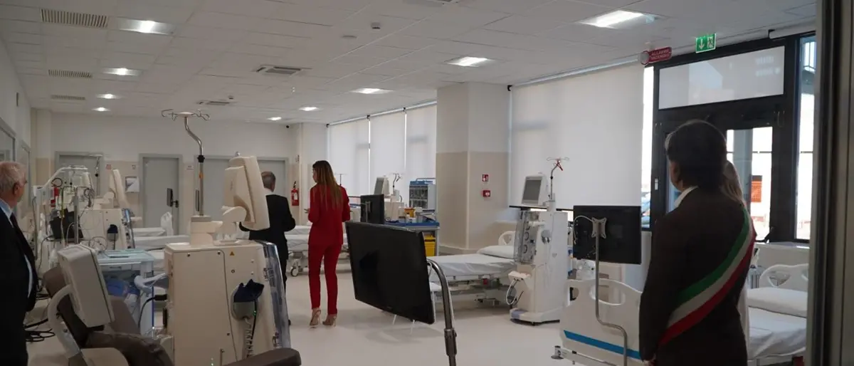Inaugurazione del centro dialisi “San Giorgio” a Pellaro, Falcomatà: «Rispondiamo al primario bisogno di cure»