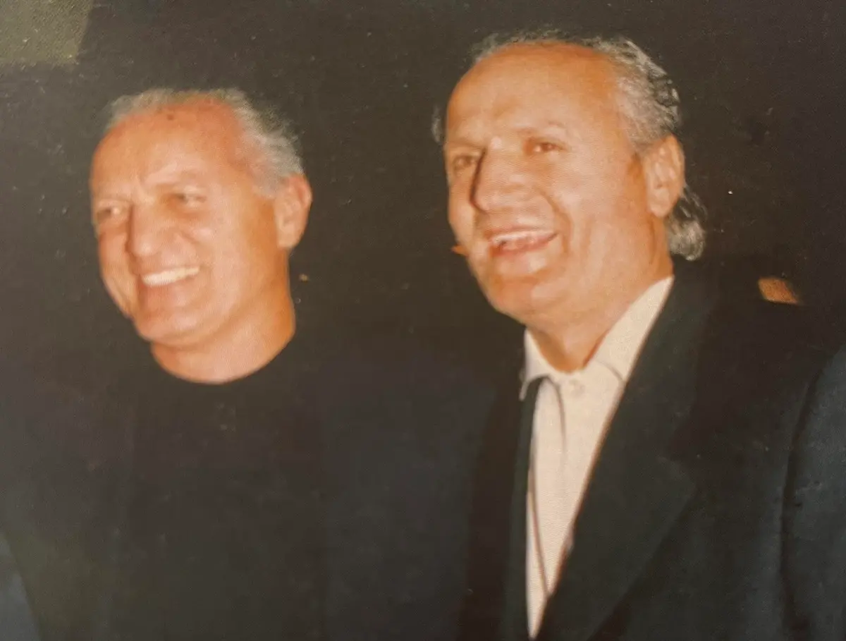 Il genio e il mito di Gianni Versace, il fratello Santo: «Ci aspettavano imprese straordinarie ma il 15 luglio 1997 tutto cambiò»