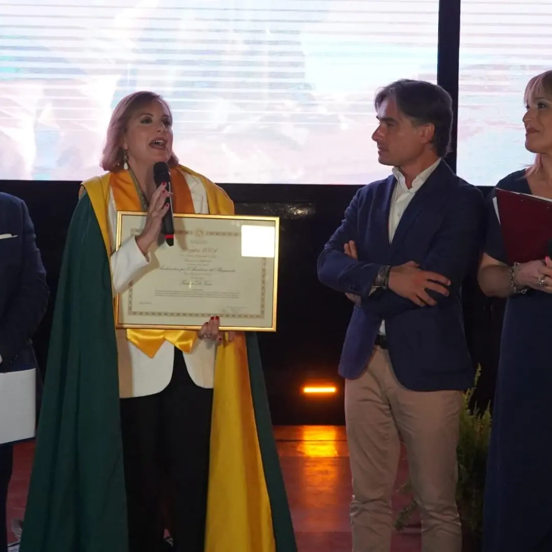 Falcomatà alla consegna dei premi Bergafest 2024: «Ventiquattro edizioni confermano il legame tra il bergamotto e il nostro territorio»