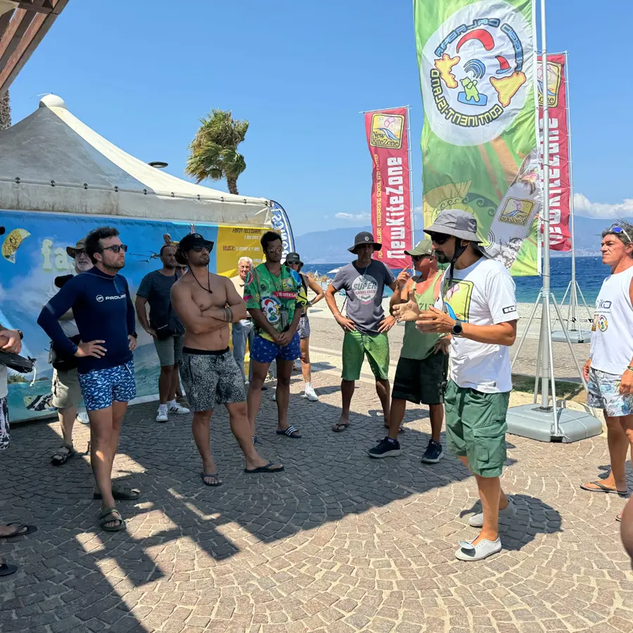 A Reggio la traversata dello Stretto a vento