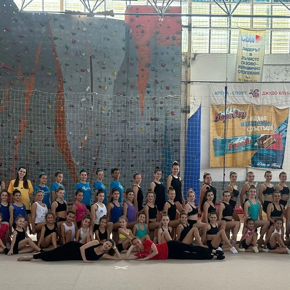 Da Reggio alla Bulgaria: successo ai campionati internazionali di ginnastica ritmica per la Restart