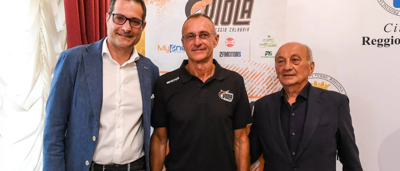Viola Basket, il Gm Vita: «Orgoglioso di aver costruito questa squadra. Possiamo far bene»