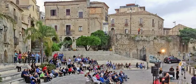 Finanziati i lavori per i parcheggi del cimitero di Siderno Superiore