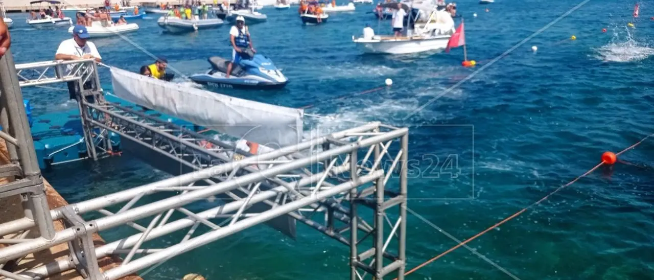 Traversata dello Stretto, Sanzullo vince ancora. Senatore trionfa tra le donne