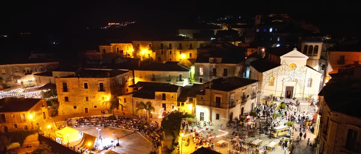 Siderno, cala il sipario sulla seconda edizione del Festival del Libro e del Fumetto \"Mondi Possibili\"