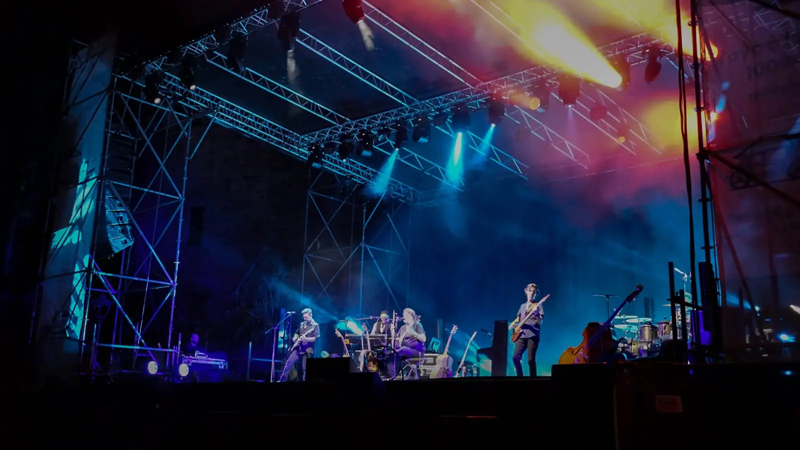 Piazza Castello canta De Andrè: a Reggio Calabria grande successo per il secondo live del Festival ReC