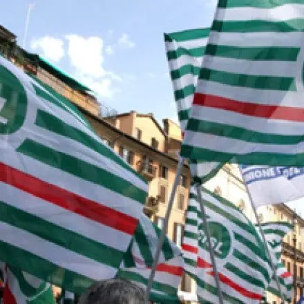 Reggio, Cisl Fp: «Nuova macrostruttura del Comune a dieci giorni dalle elezioni regionali. Un caso?»