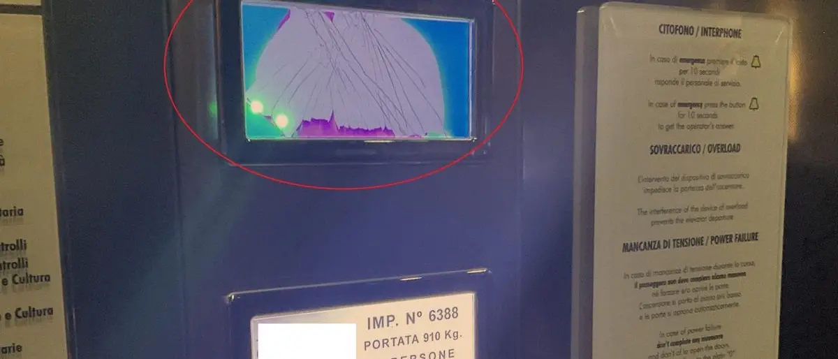 Regione, dipendente rimane bloccato in ascensore in Cittadella