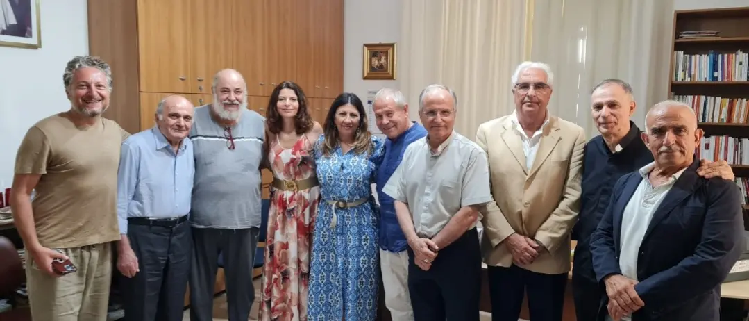 \"Poesia per la Pace\", i Poeti incontrano l'Arcivescovo Fortunato Morrone