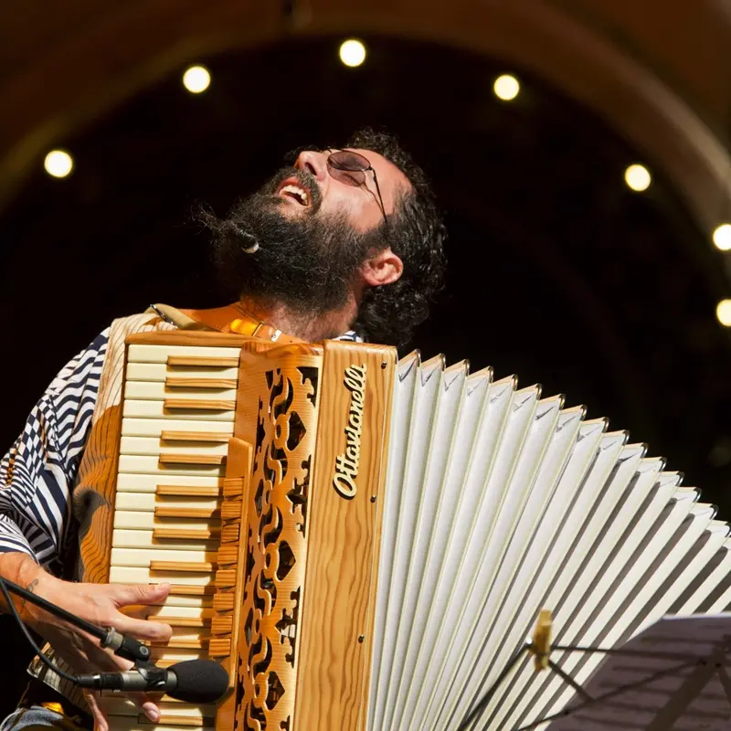 Palmi, Simone Zanchini al festival Jazz in attesa della Vara