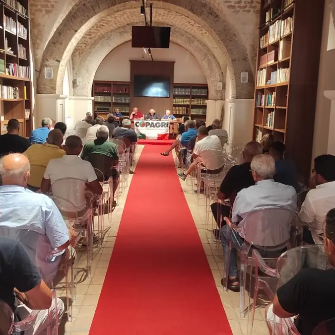 Siccità, a Locri la Copagri ha riunito gli agricoltori riuniti