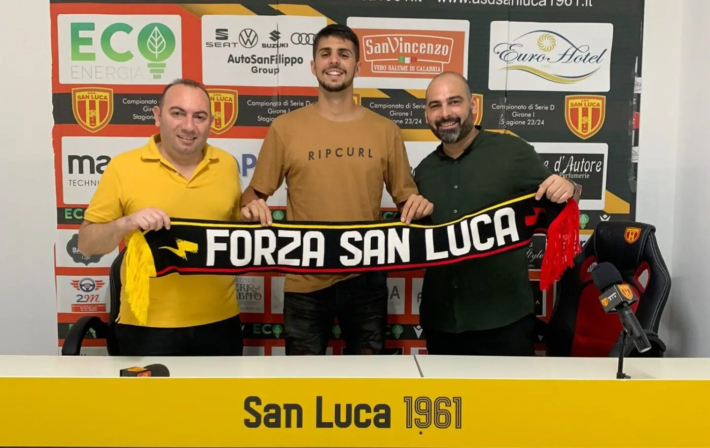 San Luca Calcio, ufficialità Emmanuel, Panousis, Rossi, Bulajic
