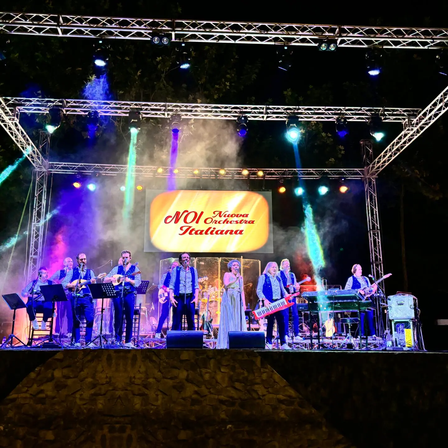 AMA Calabria, la Nuova Orchestra Italiana conquista il pubblico che ricambia con una standing ovation