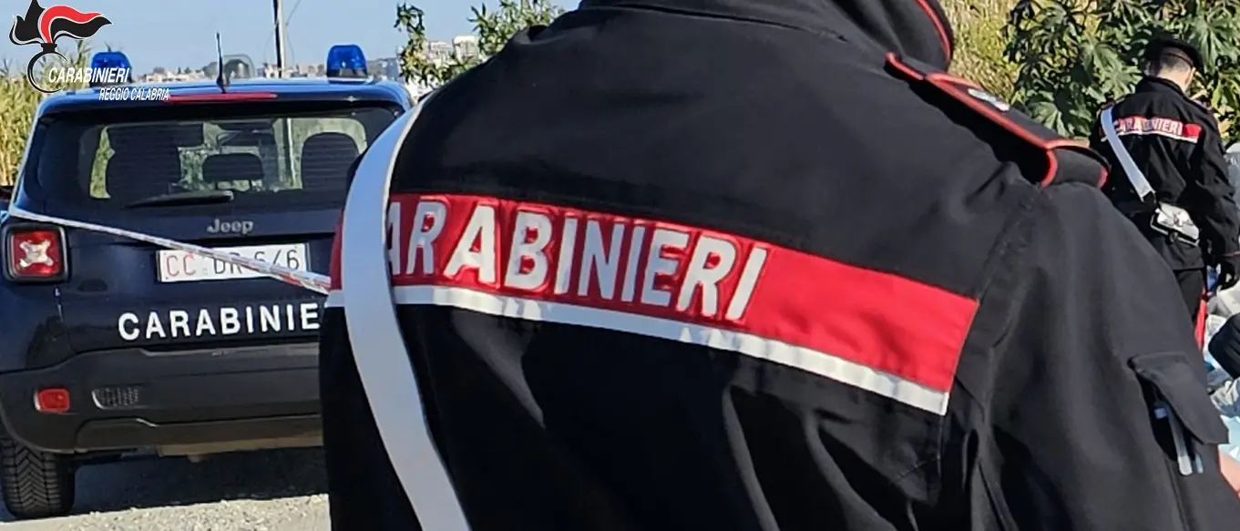 Reggio, fabbrica di materiale tessile sotto la lente degli ispettori per lavoro irregolare