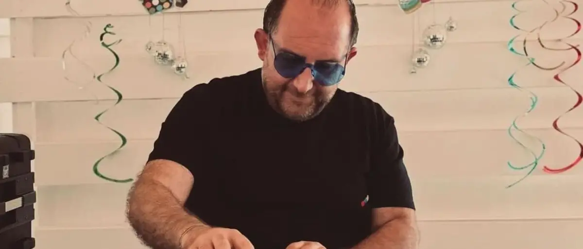 Estate 2024, successo per l'Artista Gioiese \"Raimondo Iannì, in arte Rays Deejay\"