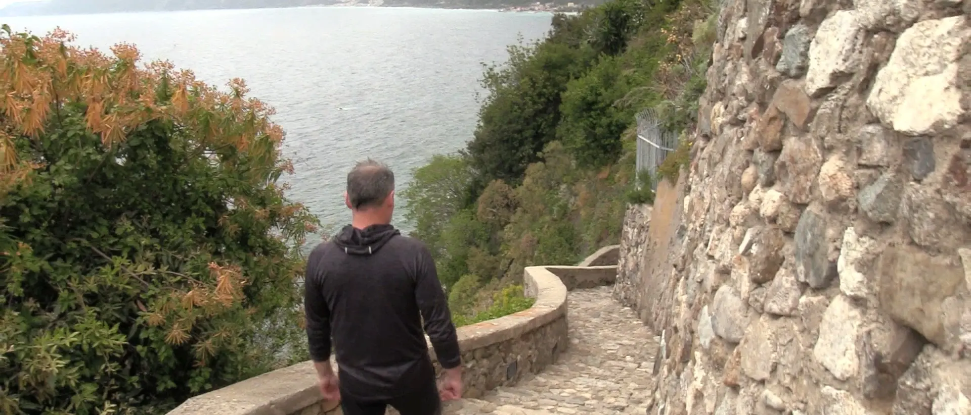 Il turismo lento passa dalla Costa Viola. Alla riscoperta dei sentieri dimenticati in un viaggio tra natura, storia e cultura