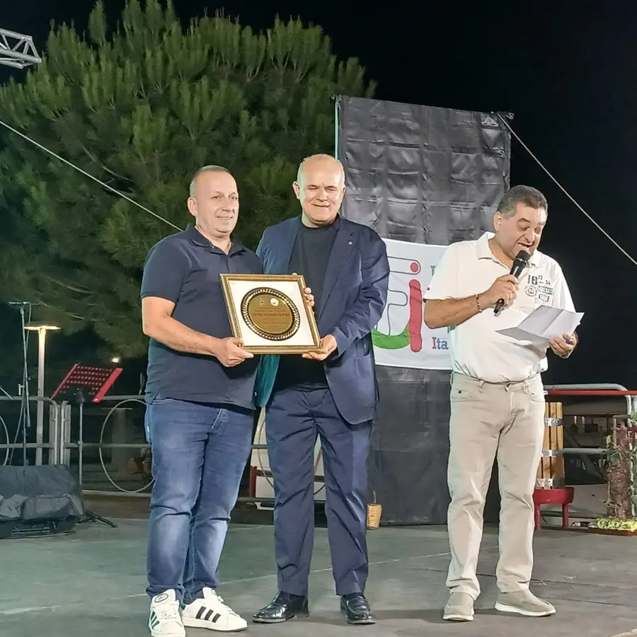 Reggio, a Pellaro la consegna dei premi Peperoncino d'oro 2024