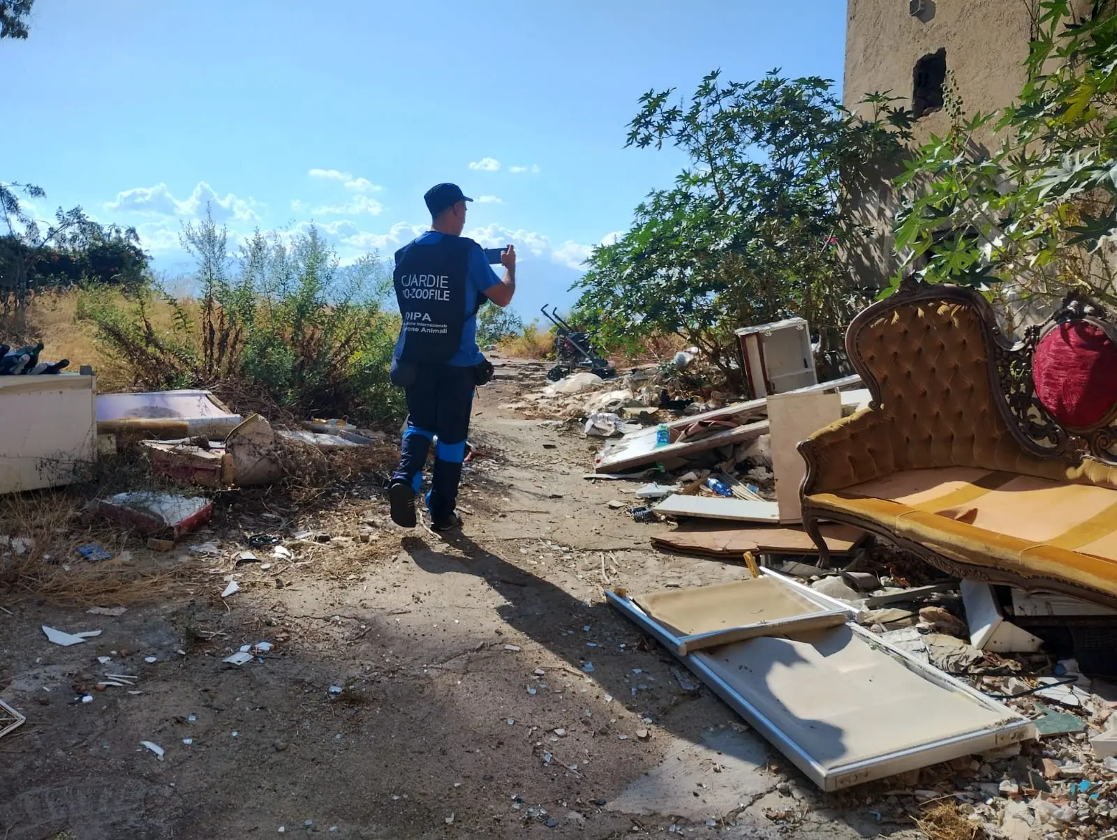 Forza Reggio Odv Ets ed Oipa continuano i controlli alle discariche abusive