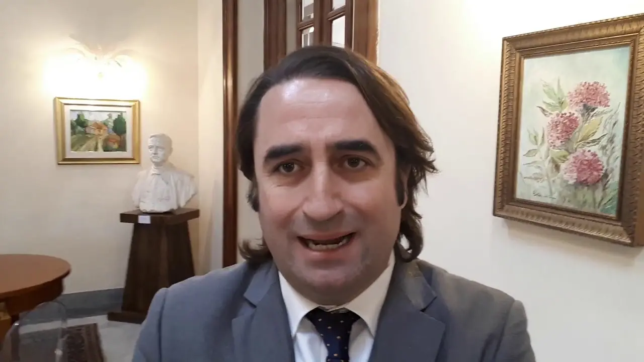\"Ti mangiu o nci mangiu u cori?\". Si aspetta l'esito Var per Latella