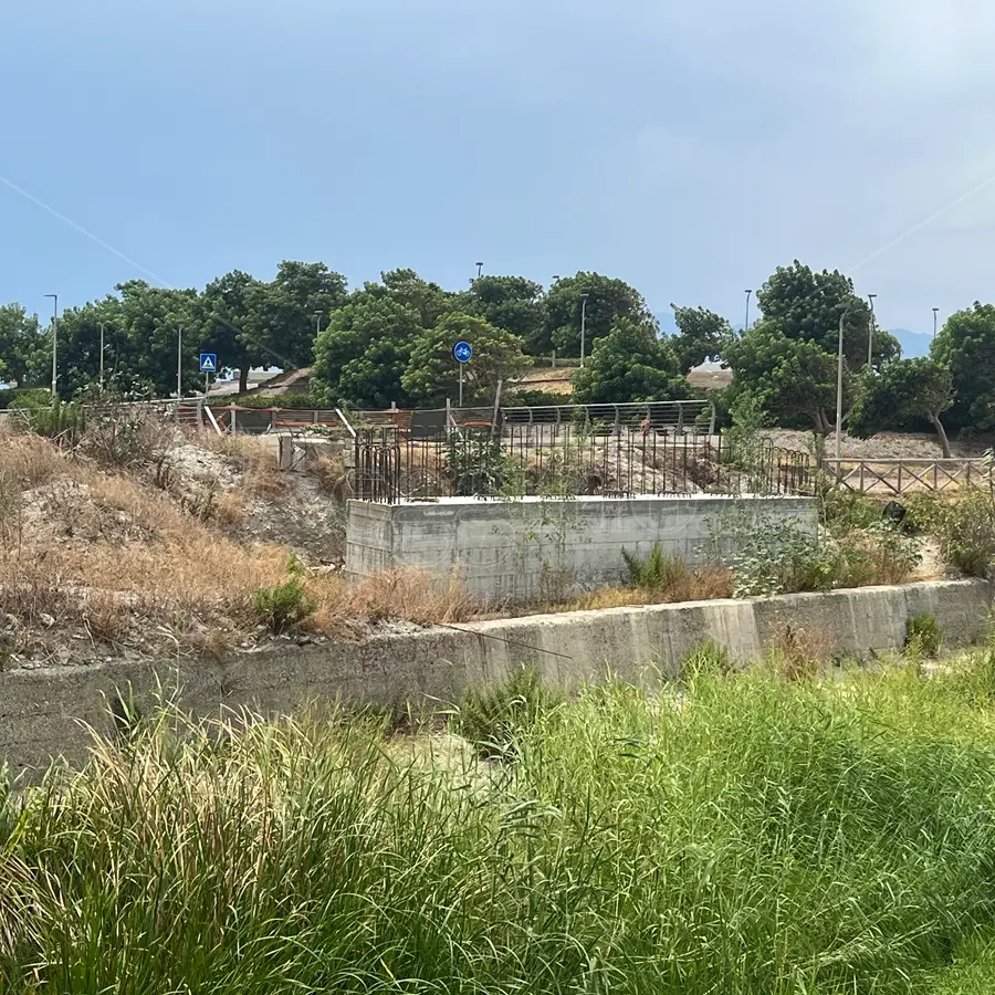 Reggio, cantiere del ponte sul Calopinace ancora in stallo: il Comune avvia la rescissione del contratto in danno - FOTO e VIDEO