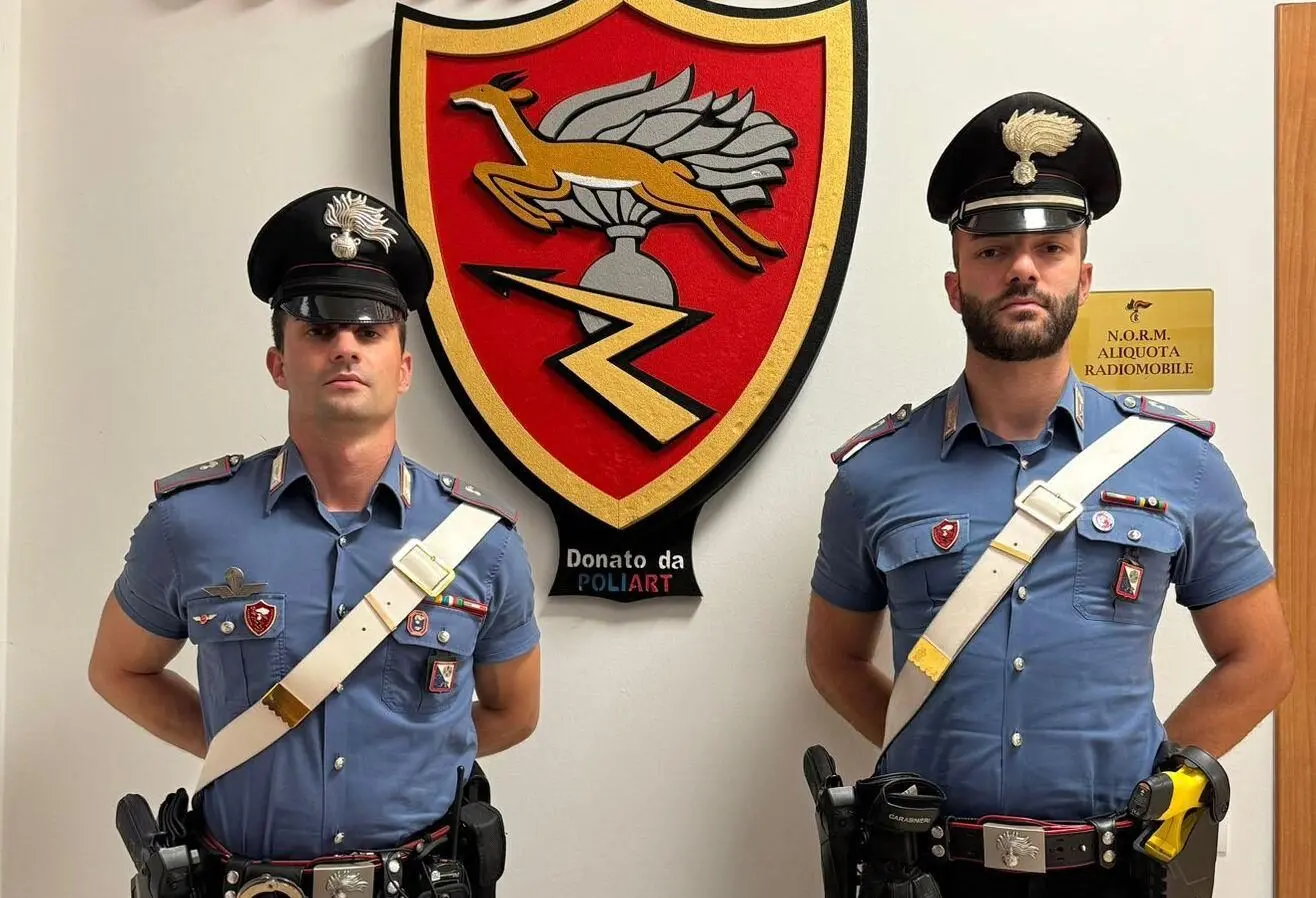 Fermato con due chili di marijuana in macchina, arrestato dai carabinieri un rosarnese