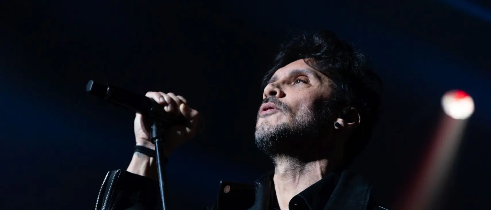 Fabrizio Moro a Rosarno, grande attesa per il 30 agosto quando il concerto segnerà il taglio del nastro del nuovo anfiteatro