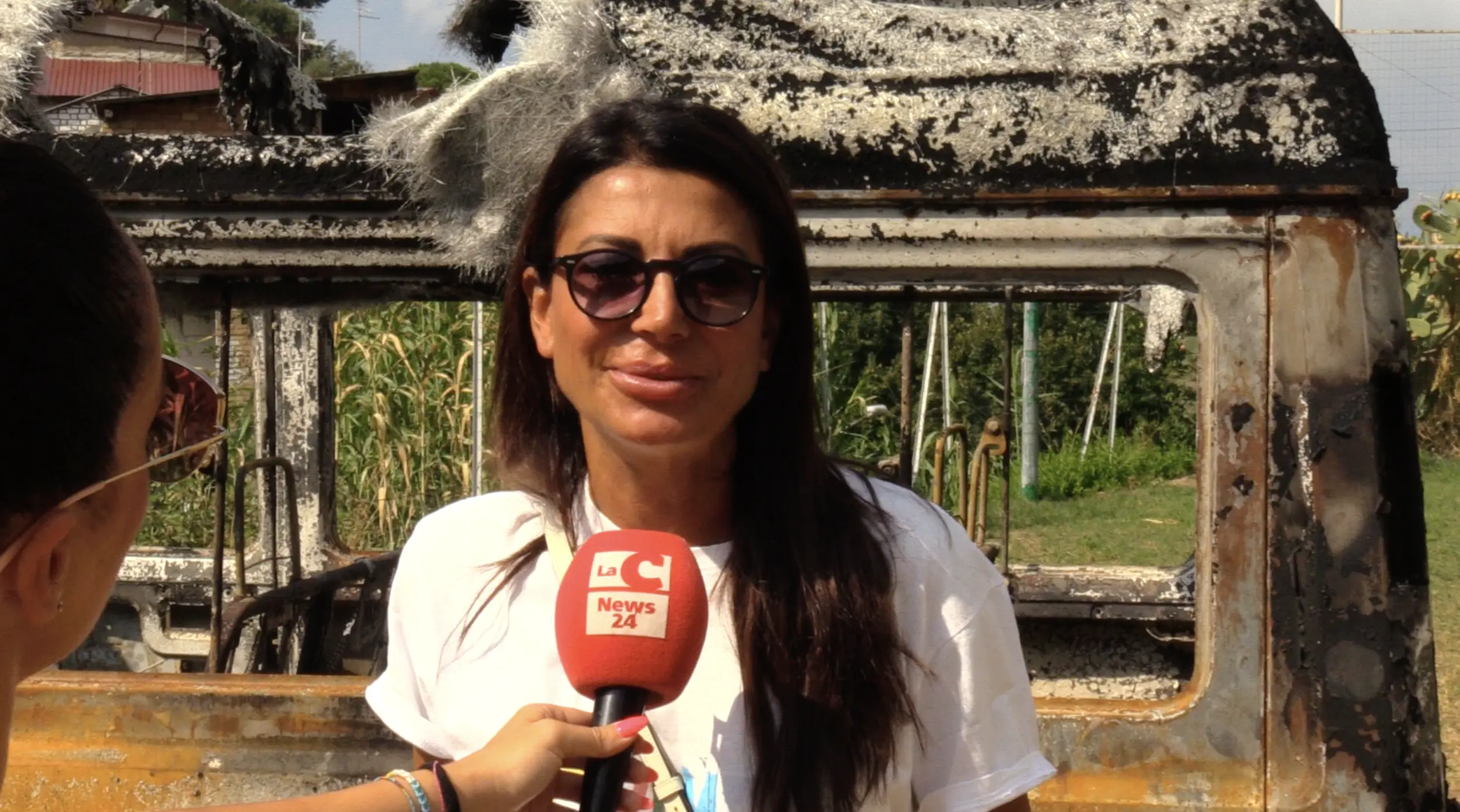 Borgo Croce dopo le fiamme reagisce, Chirico: «Qui non ci fermiamo perchè è vietato essere tristi»