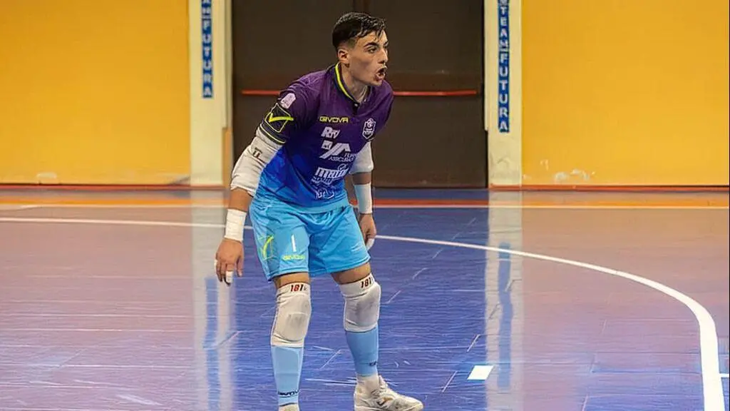 Futura, Iennarella vola in prestito al Polistena 5