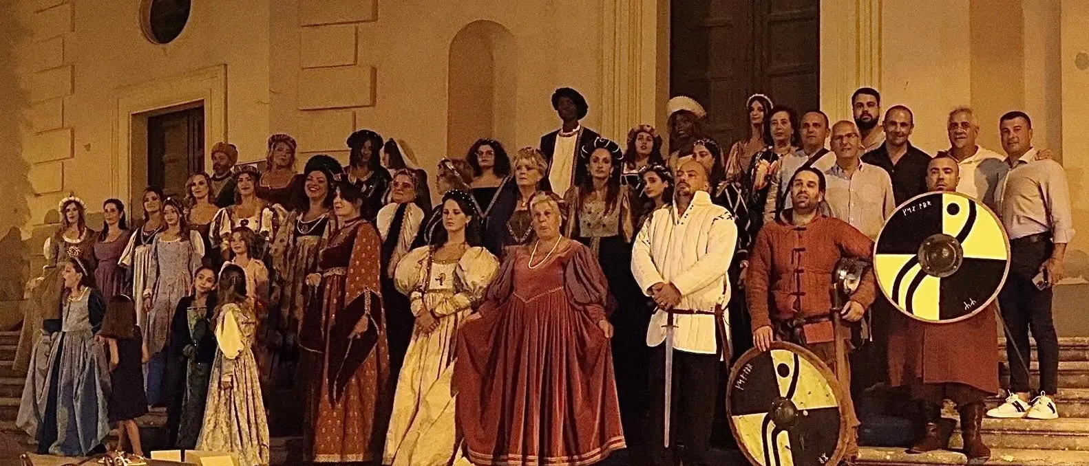 Condojanni, “A spasso nel tempo” con il corteo medievale