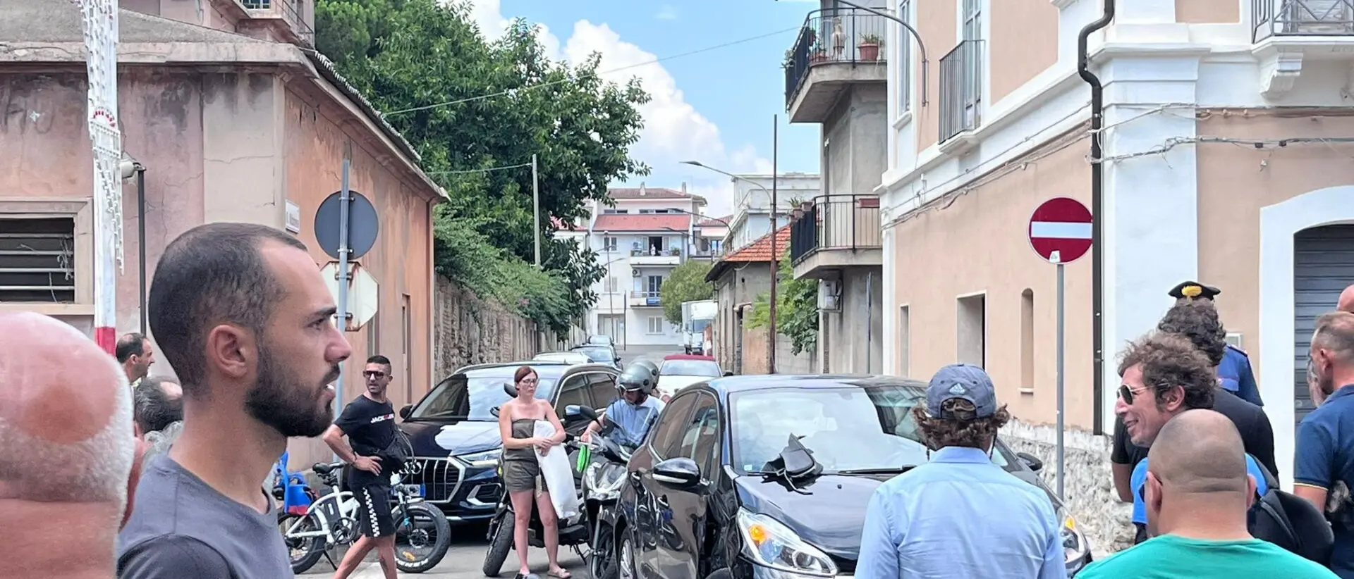 Incidente stradale a Siderno: attivato elisoccorso per mancanza di mezzi disponibili