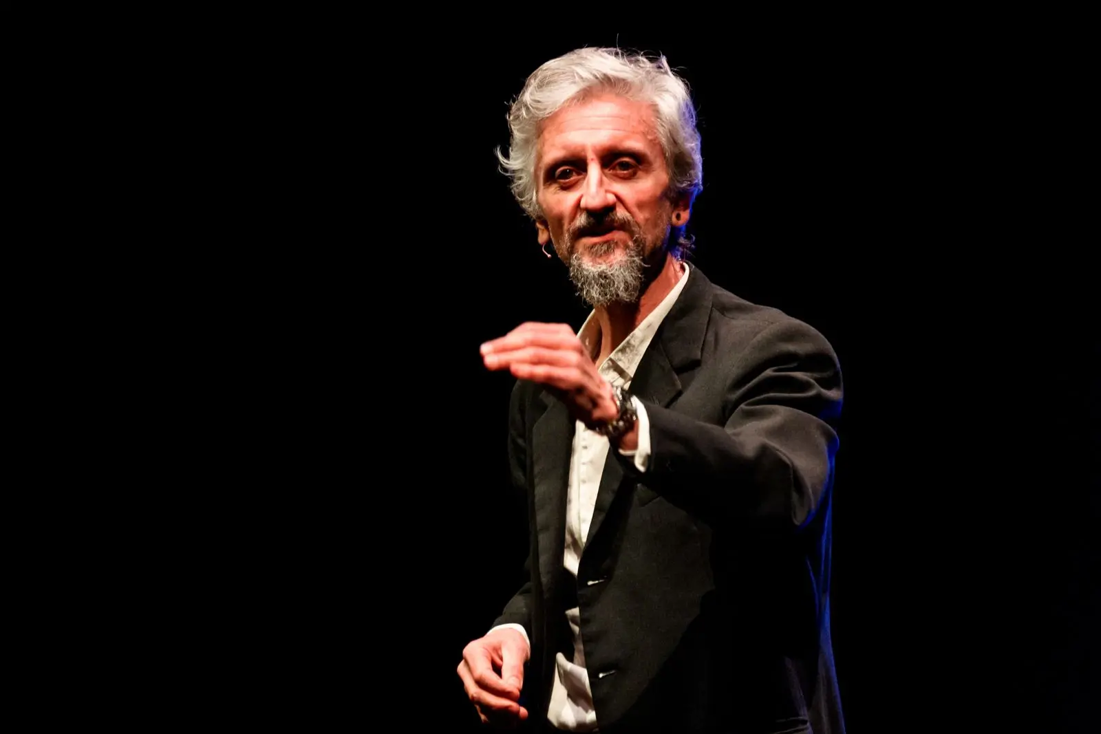 Oggi a Reggio Calabria, Ascanio Celestini: l’arte del raccontare storie