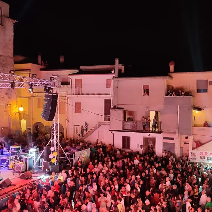 Il Festival dei Borghi Mediterranei consacra Monasterace come nuova meta culturale e artistica