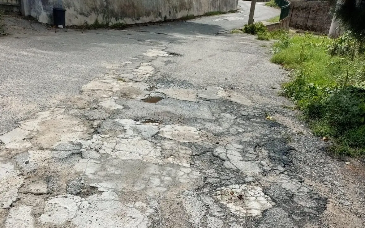 Manutenzione stradale, scoppia il caso a Maropati