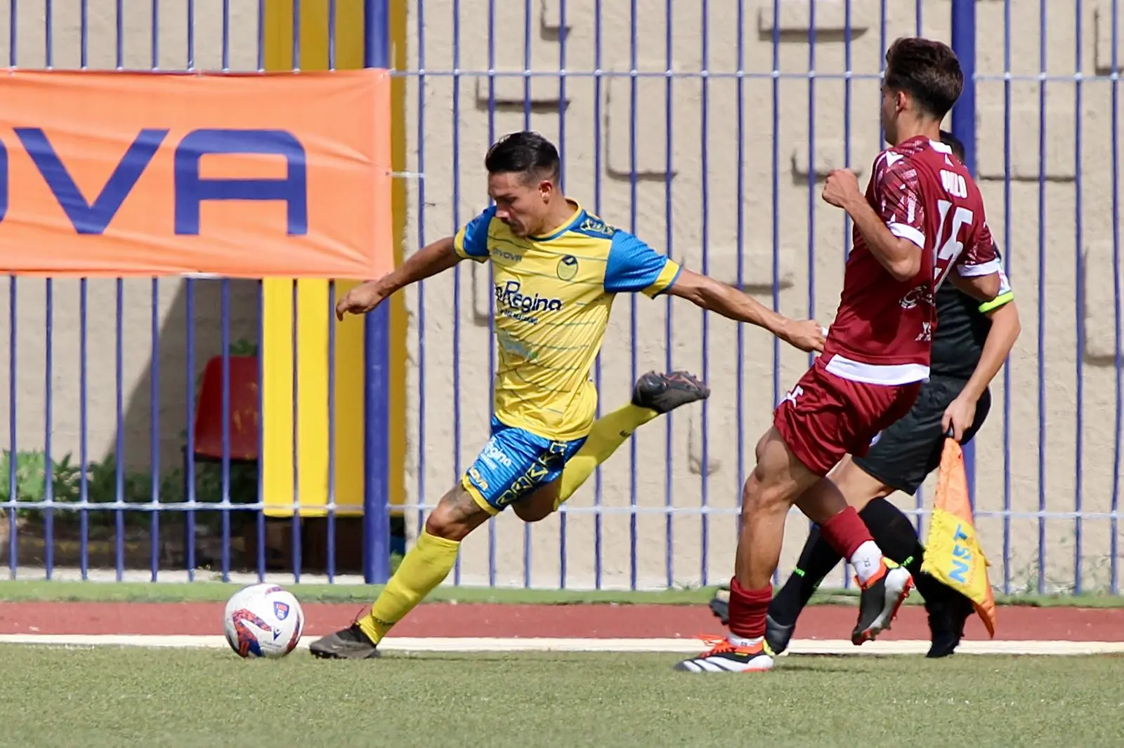 Reggina-Scafatese, parla Alessio Esposito: «Siamo costruiti per vincere, Reggina tra le favorite»